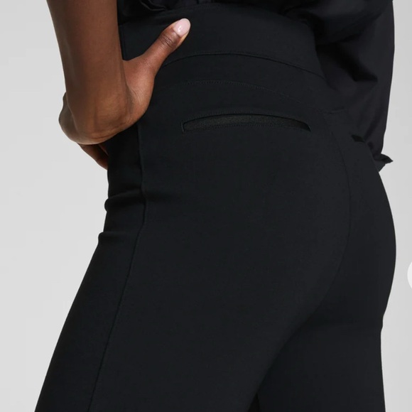 SPANX Super Smooth Pointe Flare Pant Black Excellent Size M Regular - Picture 5 of 9